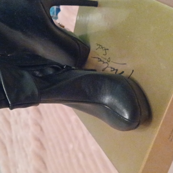 High Heel Booties - Picture 2 of 7